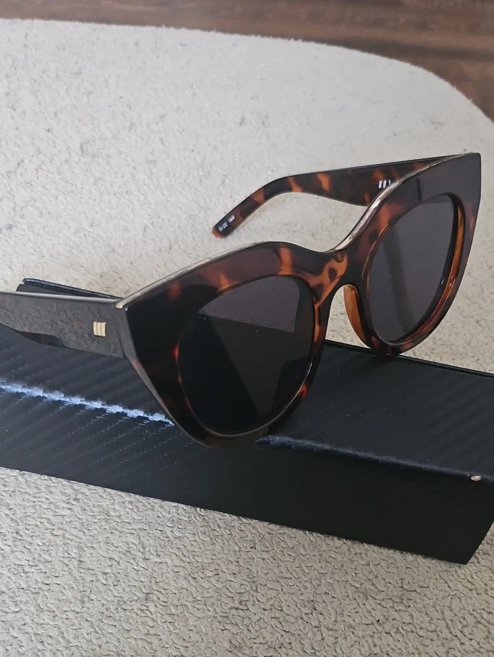 Le Specs Airheart Vintage